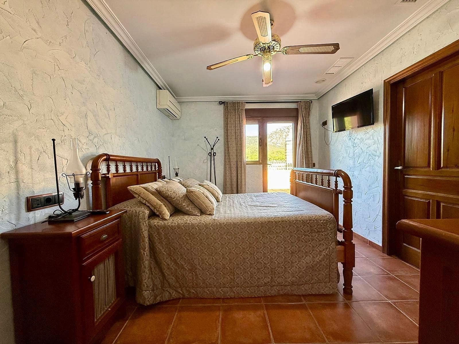 6 quarto Moradia para venda em Salinas com piscina - 949 000 € (Ref: 5065311)