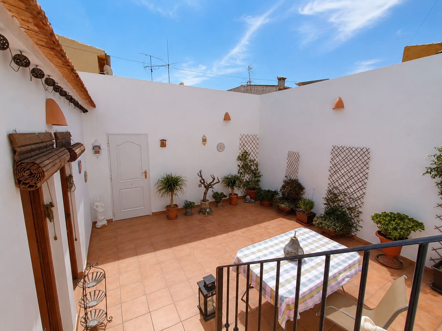 2 bedroom Townhouse for sale in La Romana - € 149,900 (Ref: 5079675)