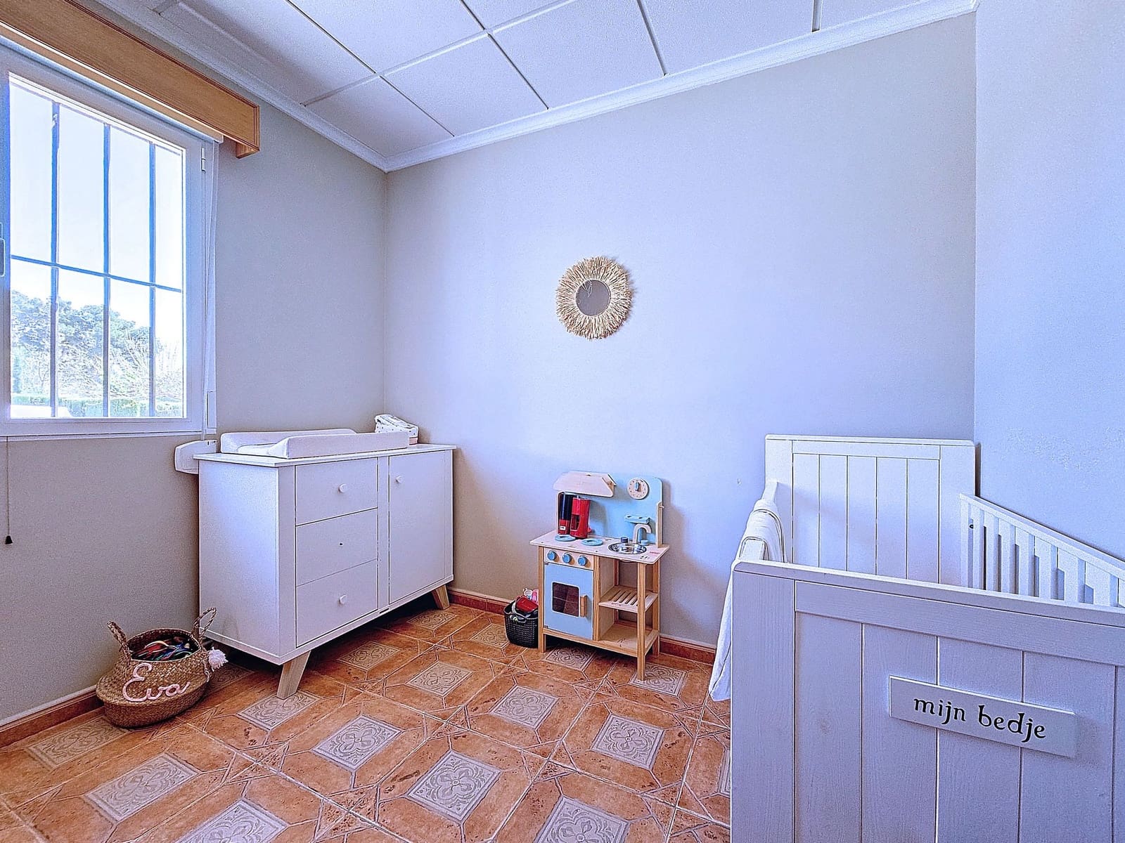 4 bedroom Villa for sale in Caudete with garage - € 209,950 (Ref: 5123177)