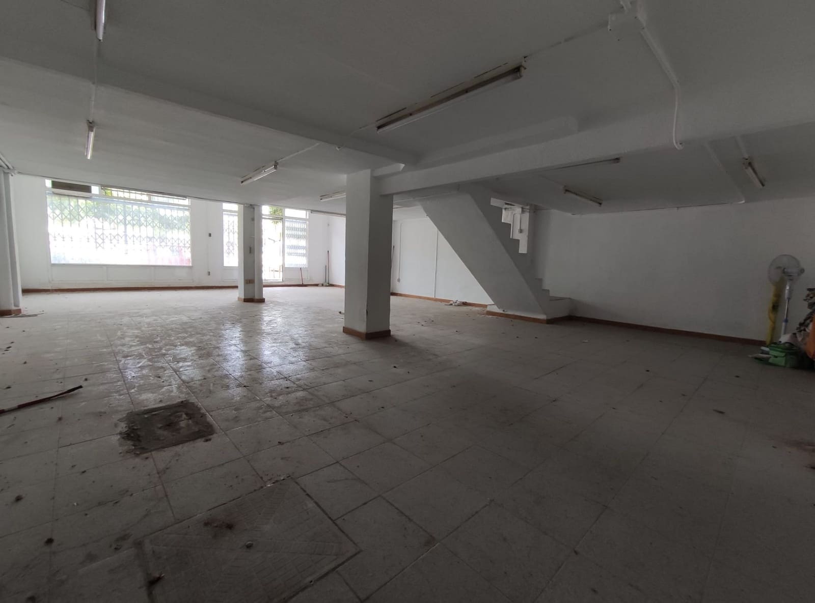 Erhverv til salg i Elda - € 67.000 (Ref: 5126517)