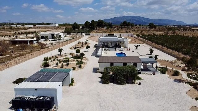5 soverom Villa til salgs i Pinoso med svømmebasseng - € 679 995 (Ref: 5261279)