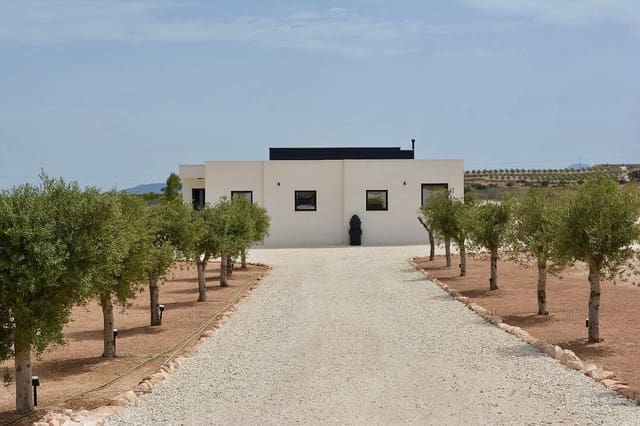 5 Zimmer Villa zu verkaufen in Pinoso mit Pool - 679.995 € (Ref: 5261279)
