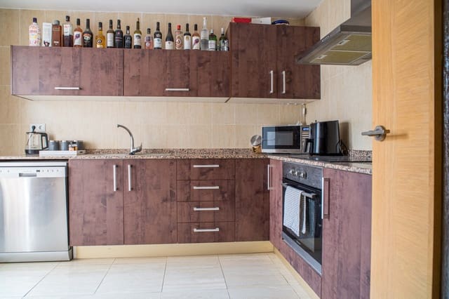 3 soverom Villa til salgs i Pinoso med garasje - € 239 000 (Ref: 5329684)