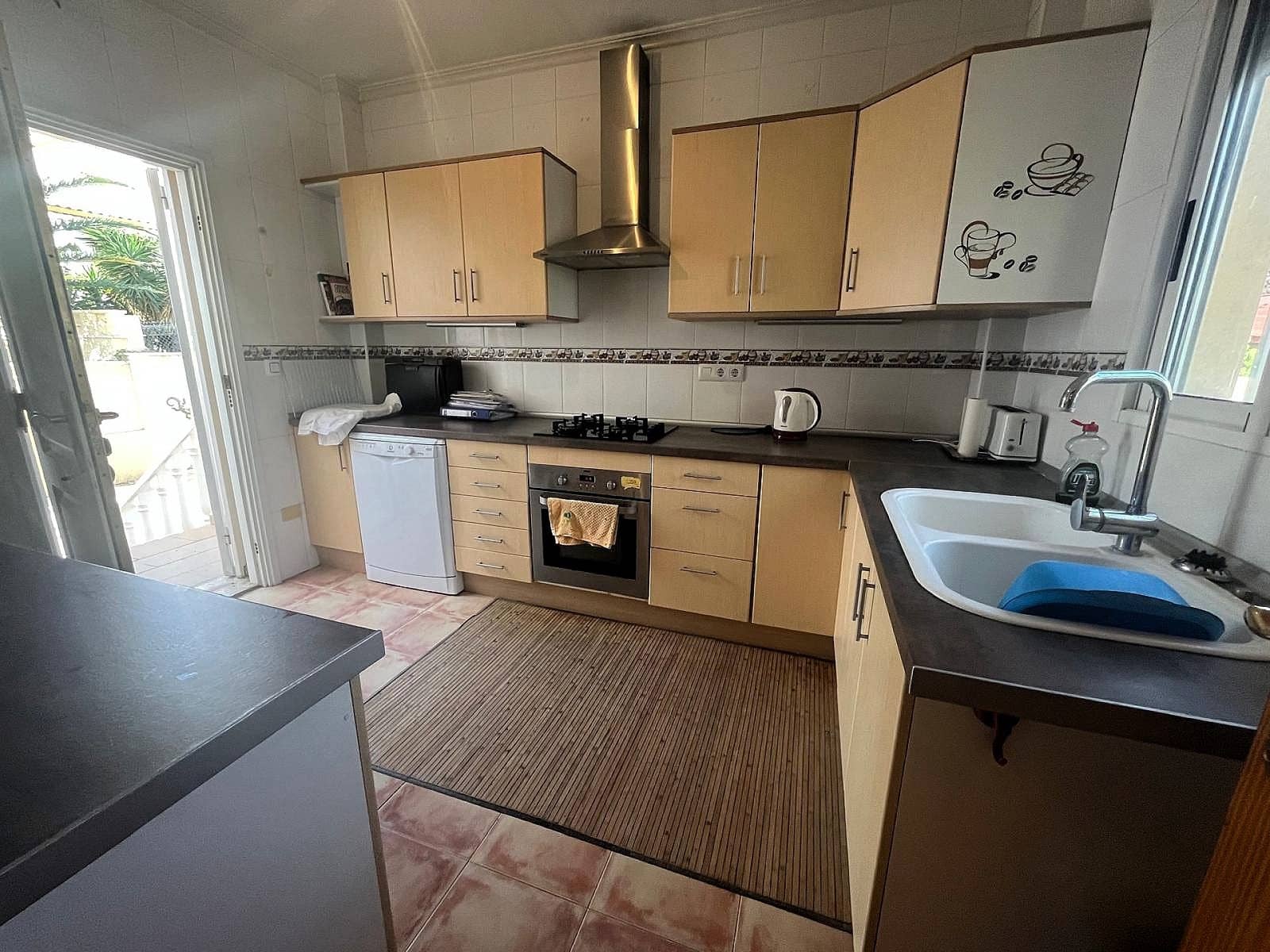 3 sypialnia Willa na sprzedaż w Castalla z basenem garażem - 280 000 € (Ref: 5344097)
