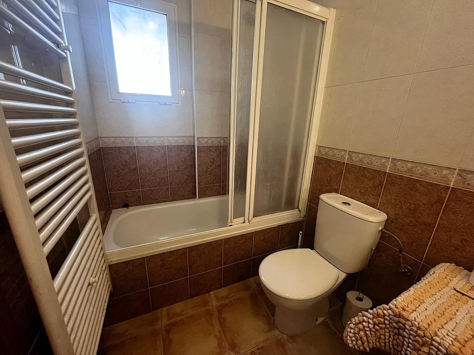 3 sypialnia Willa na sprzedaż w Castalla z basenem garażem - 280 000 € (Ref: 5344097)