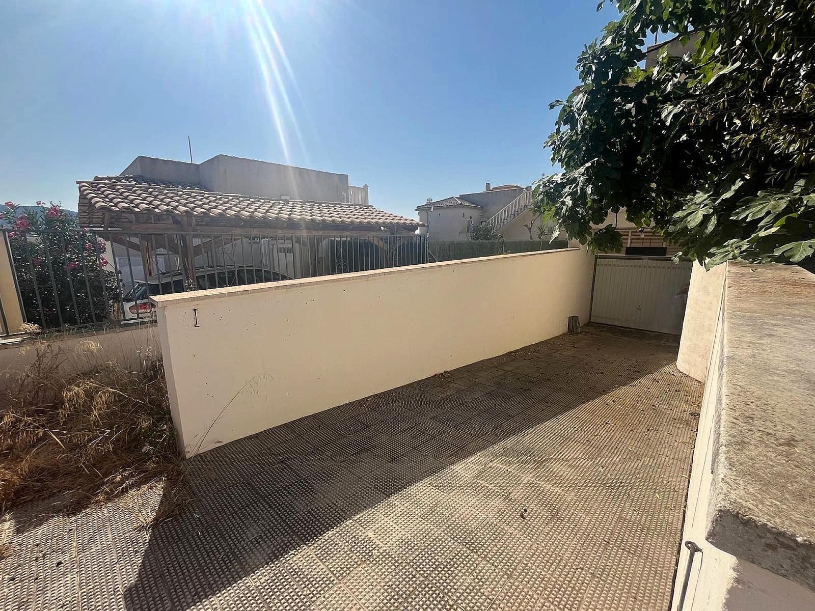 3 sypialnia Willa na sprzedaż w Castalla z basenem garażem - 280 000 € (Ref: 5344097)