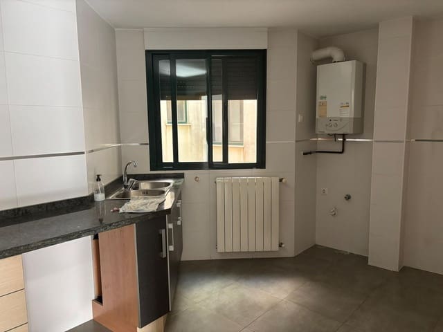 Apartamento de 3 habitaciones en Alcoy / Alcoi en venta con garaje - 176.000 € (Ref: 5414020)