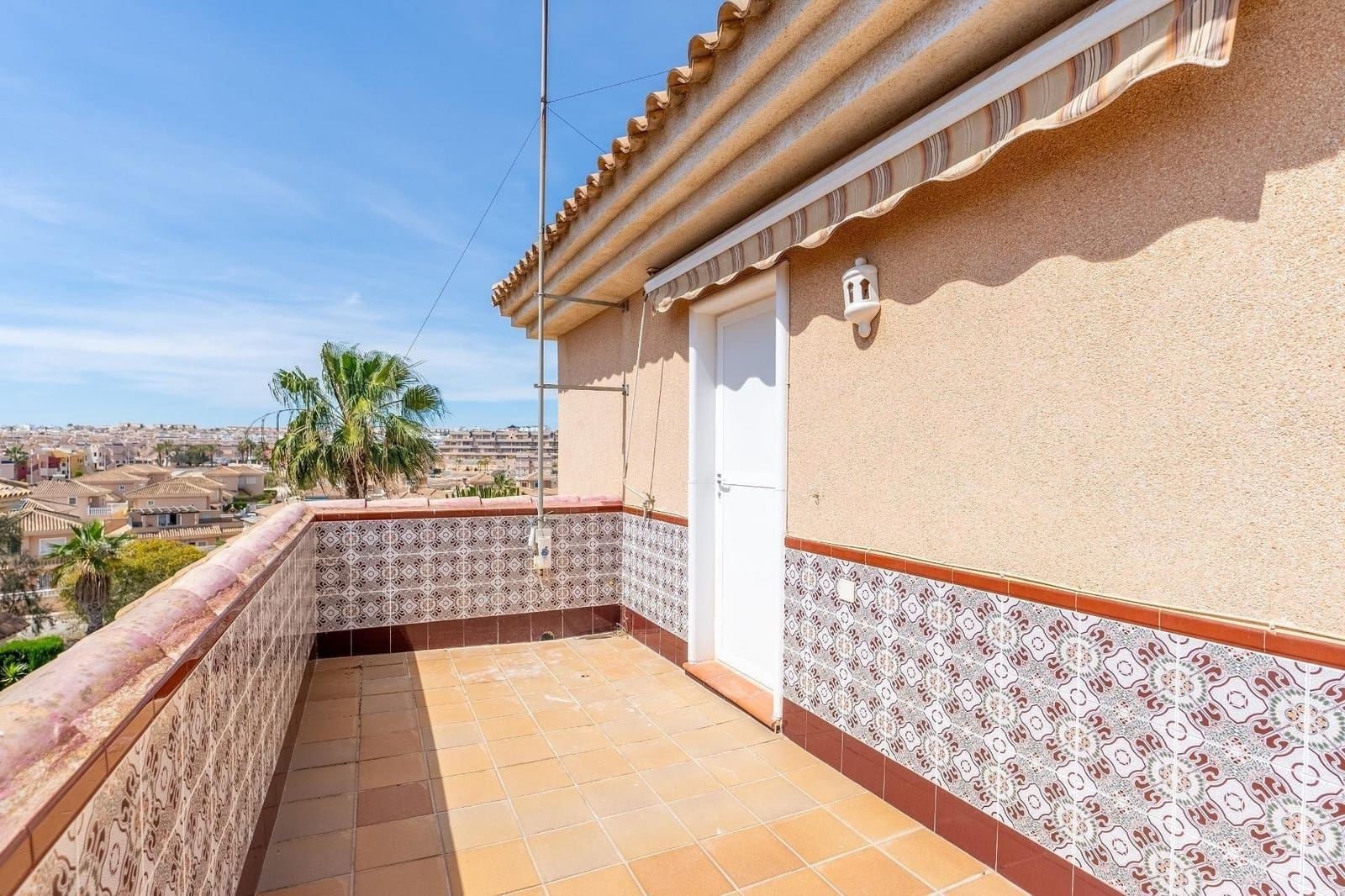 3 sovrum Villa till salu i Torrevieja med pool - 360 000 € (Ref: 5453616)