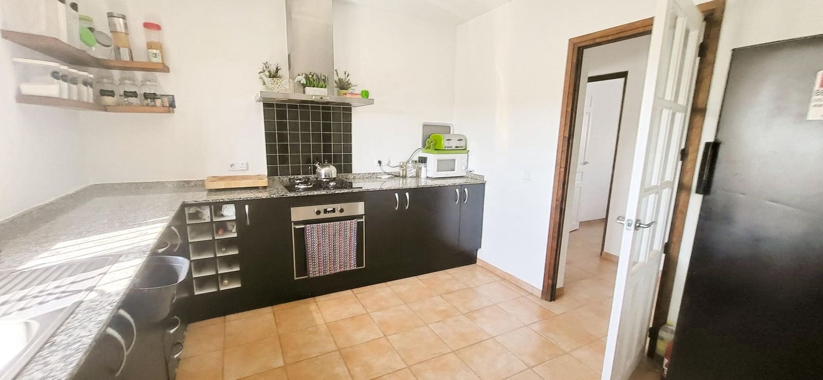 3 bedroom Villa for sale in Caudete with pool - € 229,995 (Ref: 5463007)