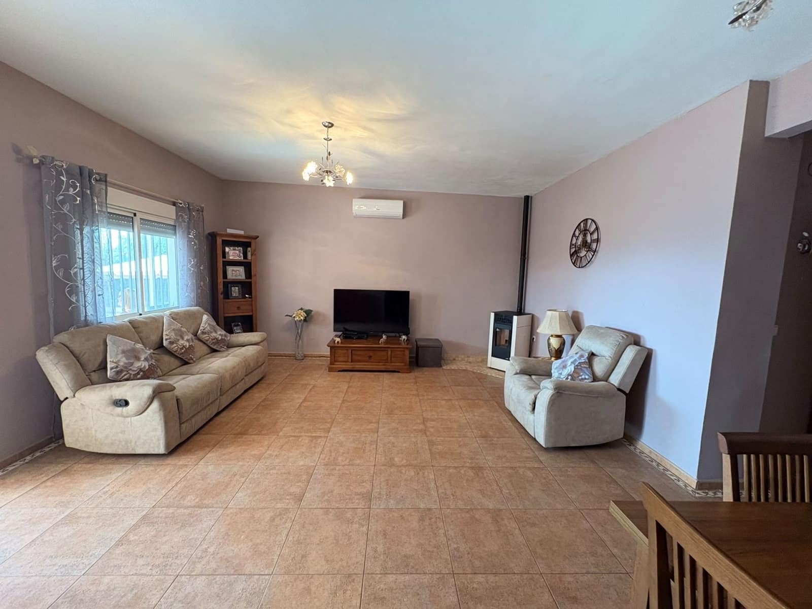 3 chambre Villa/Maison à vendre à Caudete avec piscine garage - 260 000 € (Ref: 5493679)