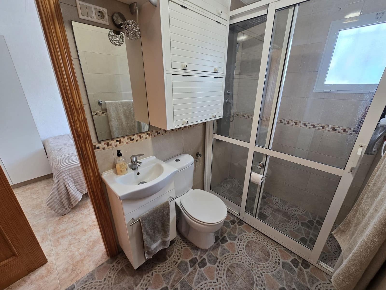 3 bedroom Villa for sale in Sax with pool garage - € 265,000 (Ref: 5499232)