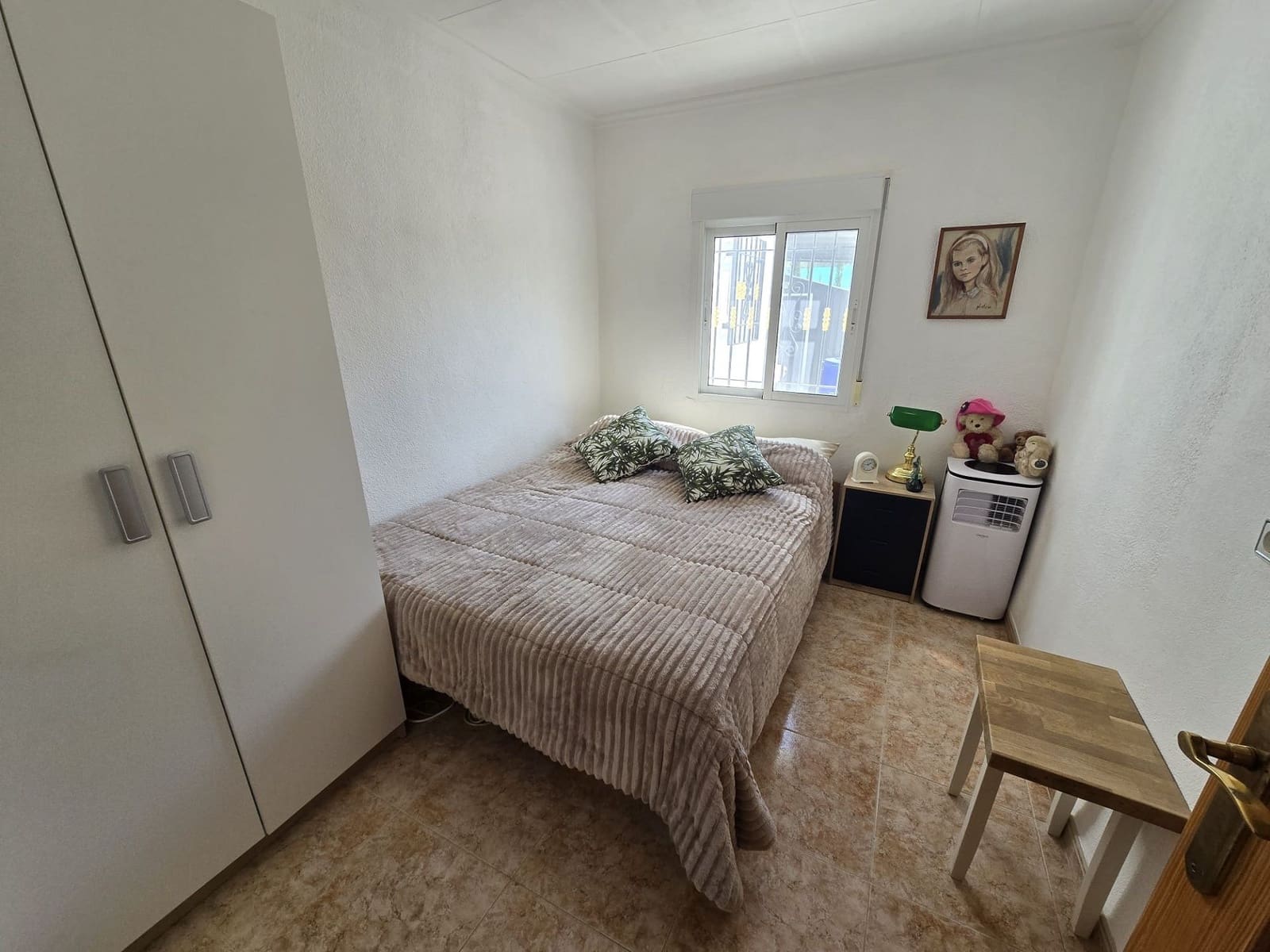 3 bedroom Villa for sale in Sax with pool garage - € 265,000 (Ref: 5499232)
