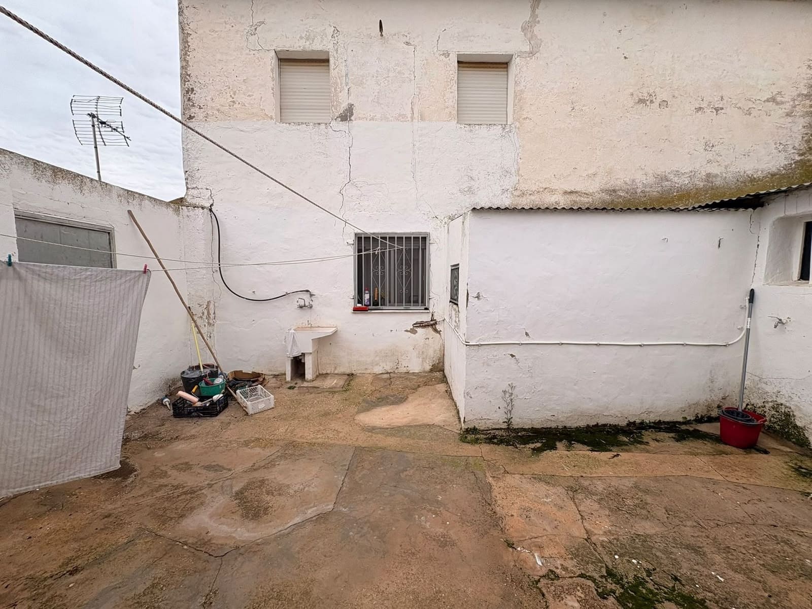 5 bedroom Finca/Country House for sale in Villena - € 249,995 (Ref: 5518658)