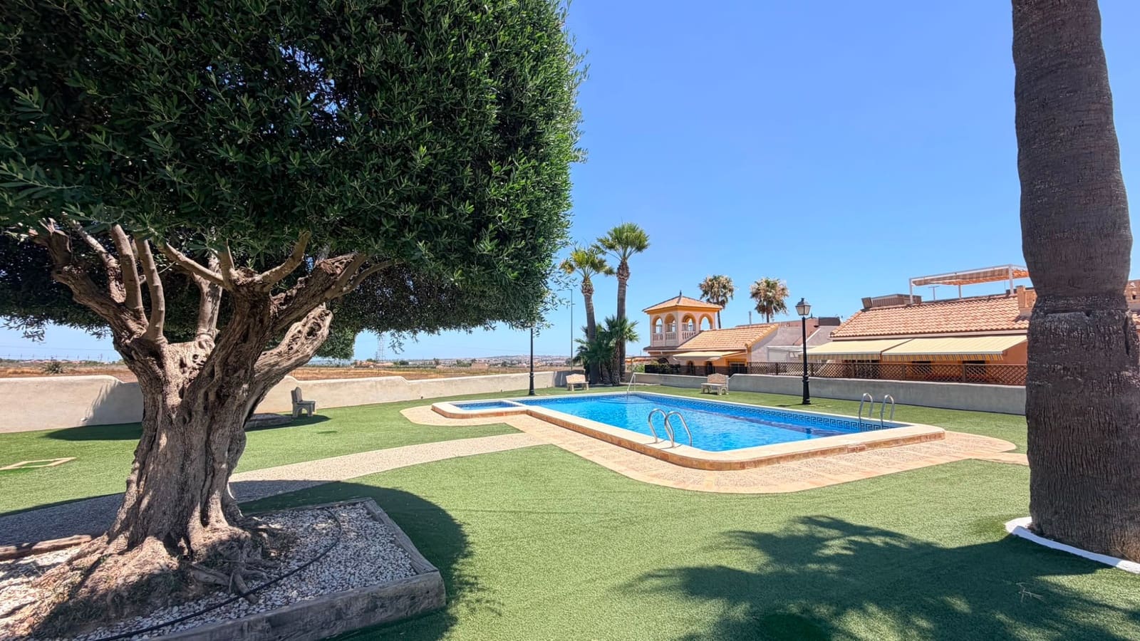 2 camera da letto Villetta Bifamiliare in vendita in Los Montesinos con piscina garage - 168.000 € (Rif: 5530741)