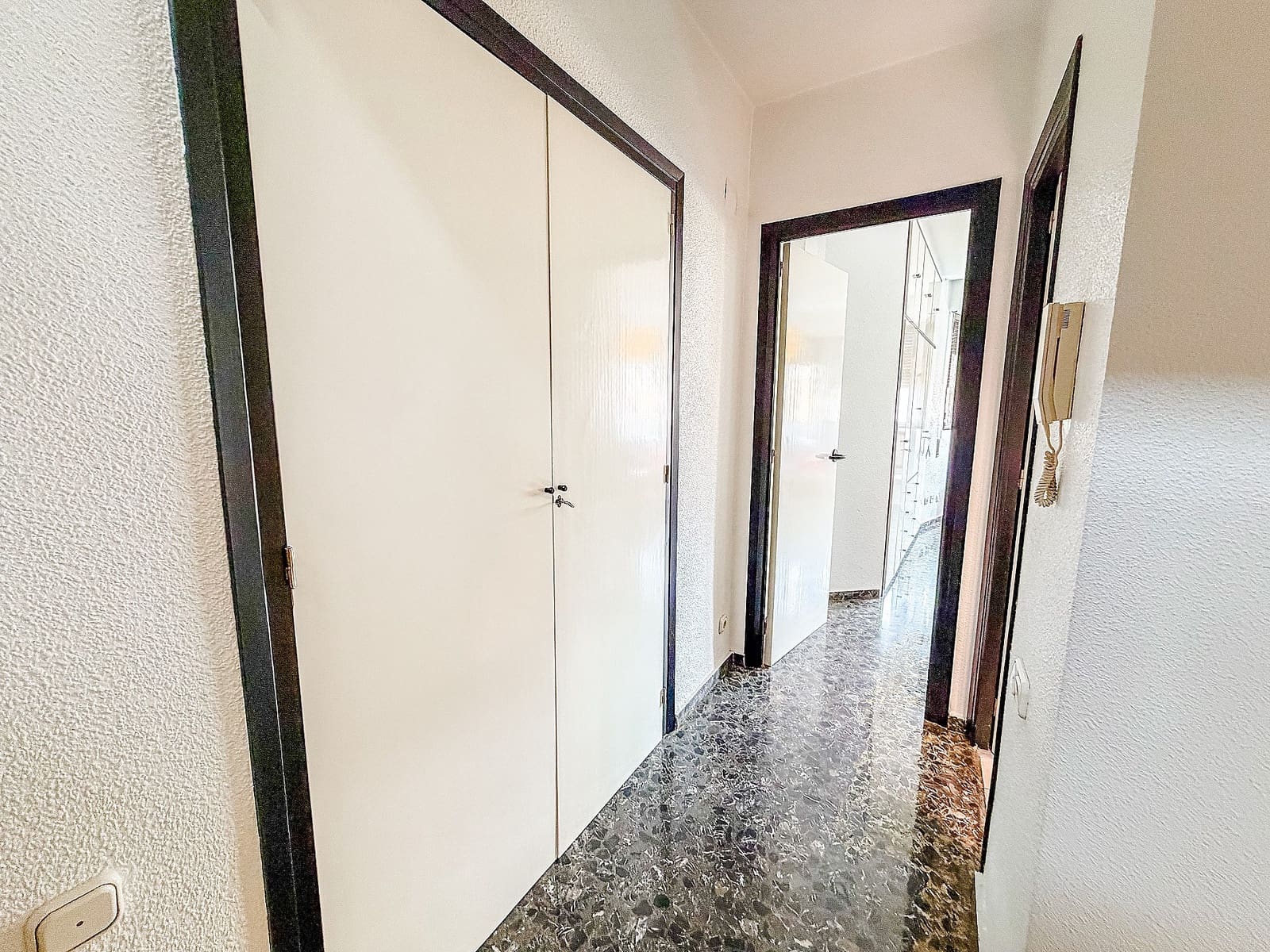 4 chambre Maison de Ville à vendre à Yecla avec piscine garage - 199 995 € (Ref: 5626032)