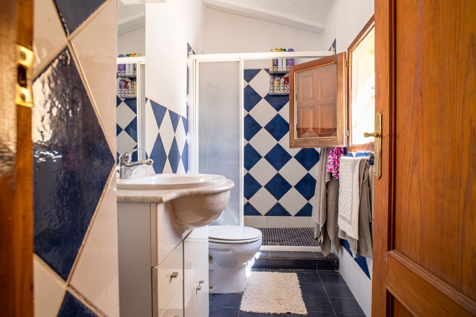 Chalet de 5 habitaciones en Pinoso en venta con piscina - 399.995 € (Ref: 5643594)