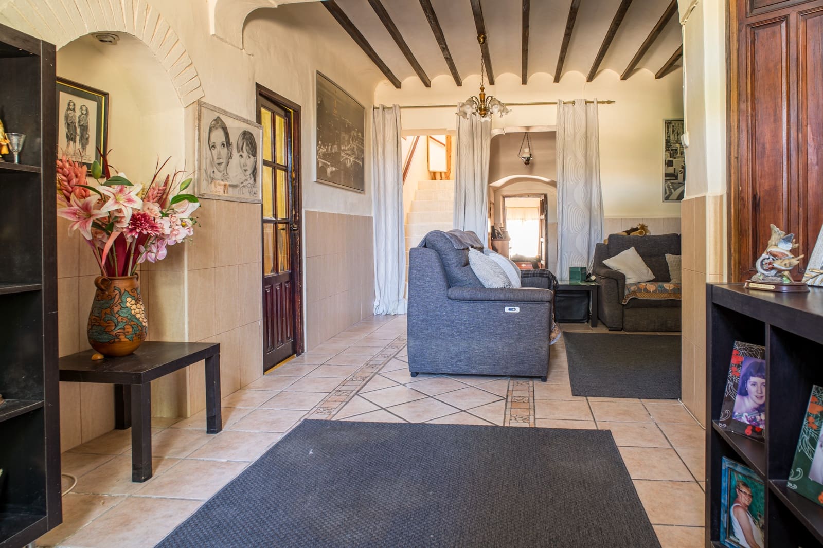 Chalet de 5 habitaciones en Pinoso en venta con piscina - 399.995 € (Ref: 5643594)