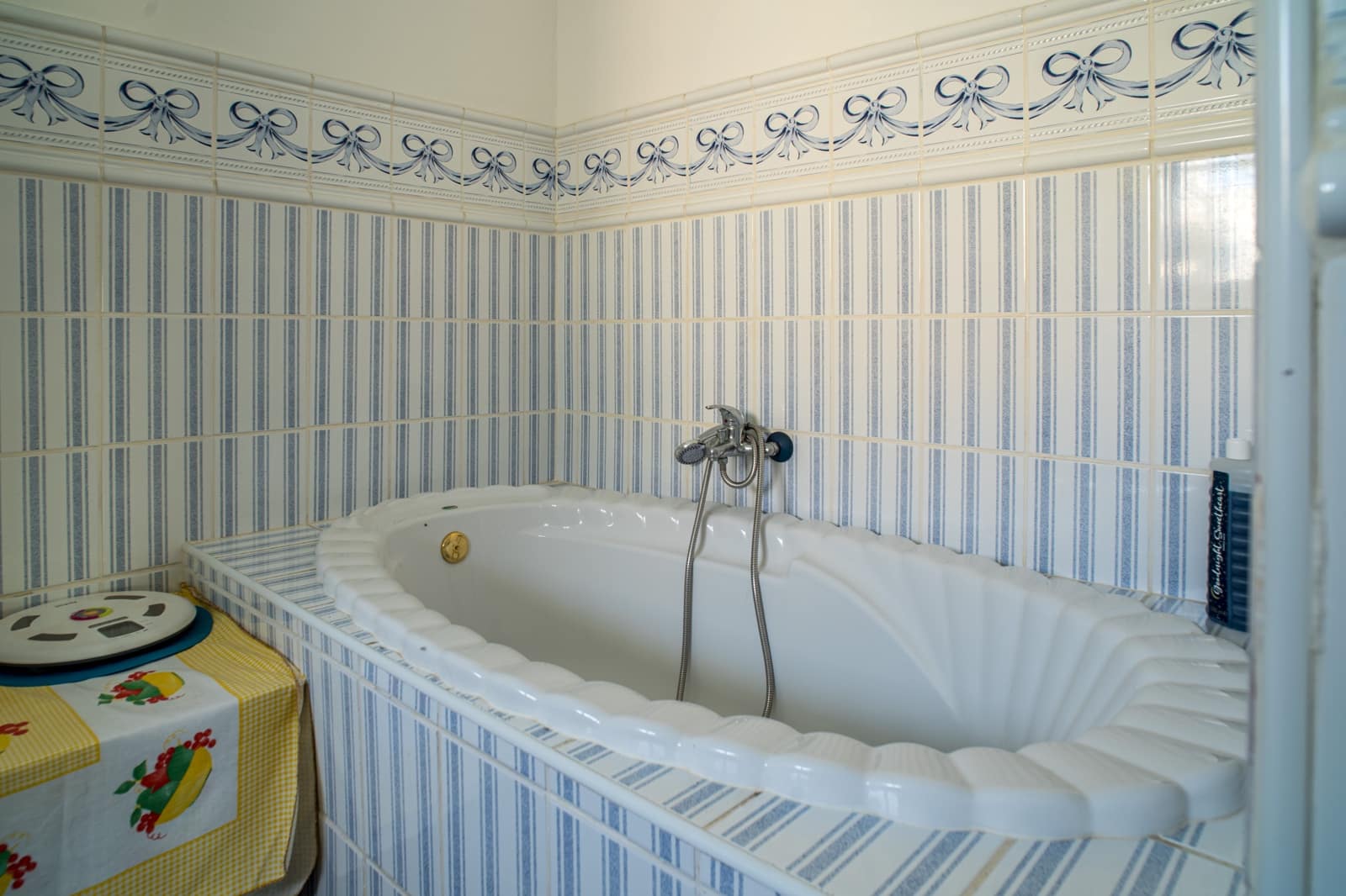 Chalet de 5 habitaciones en Pinoso en venta con piscina - 399.995 € (Ref: 5643594)