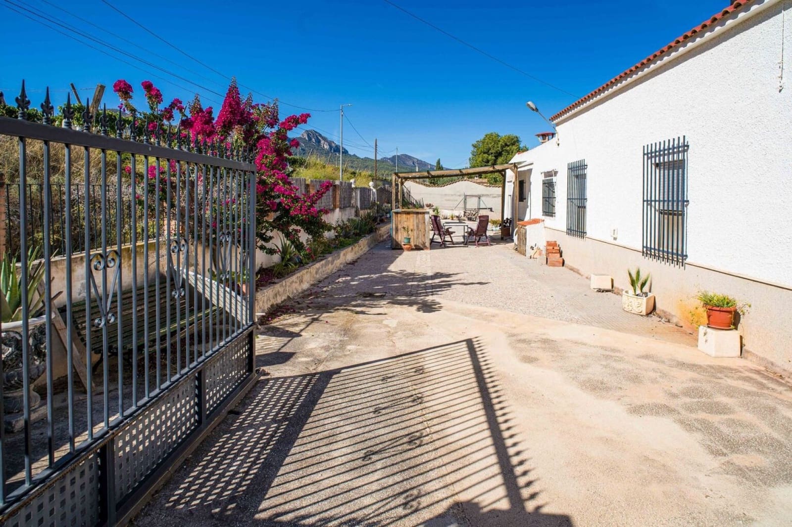 Chalet de 4 habitaciones en La Romana en venta con piscina - 220.000 € (Ref: 5712544)