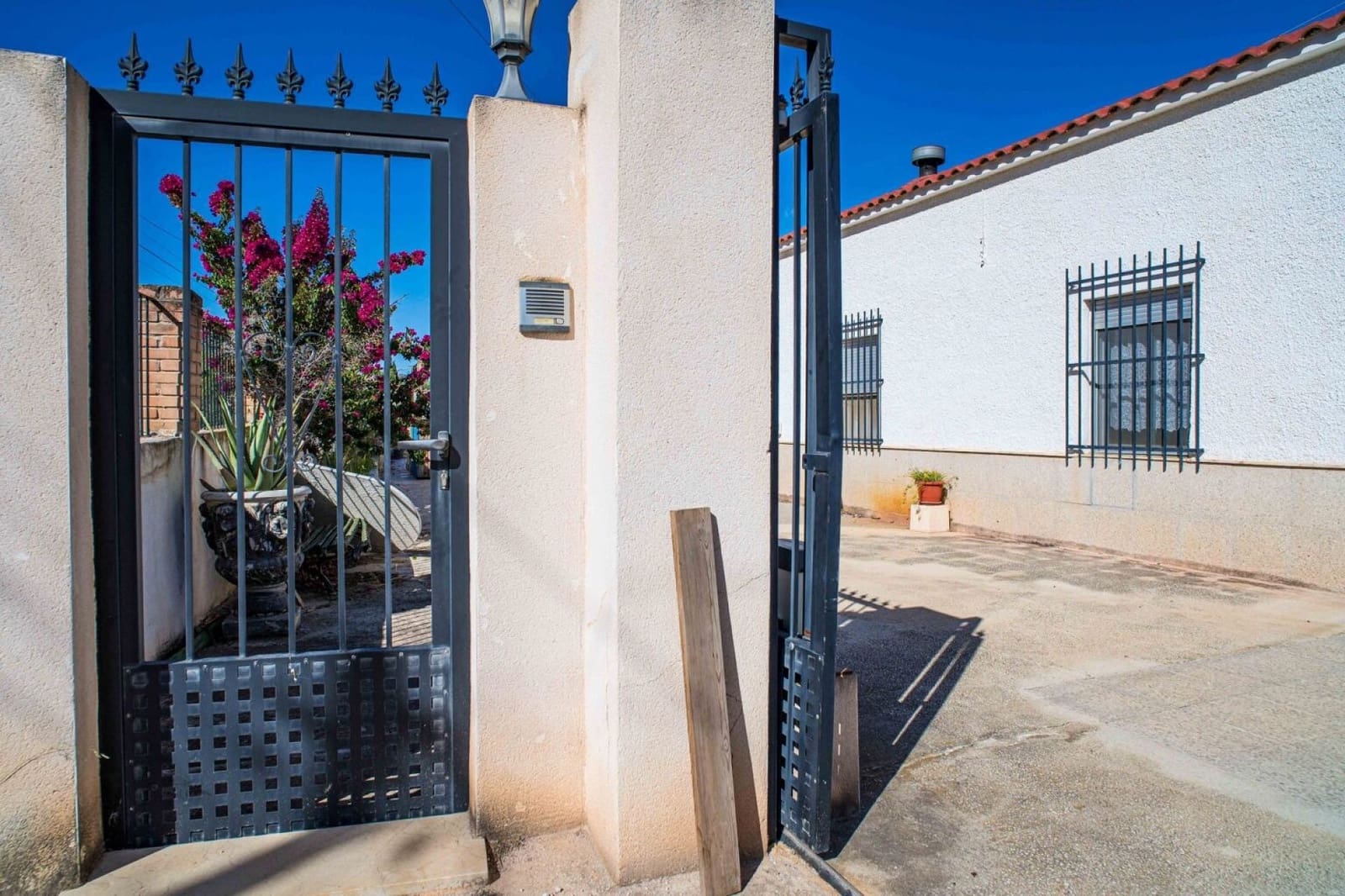 Chalet de 4 habitaciones en La Romana en venta con piscina - 220.000 € (Ref: 5712544)