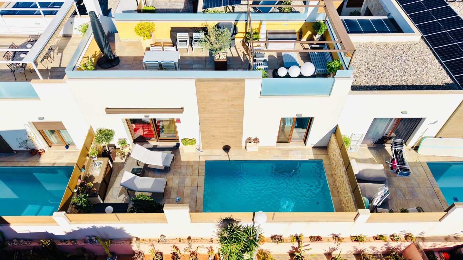 3 soveværelse Semi-Rækkehus til salg i Los Montesinos med swimmingpool - € 392.500 (Ref: 6382554)