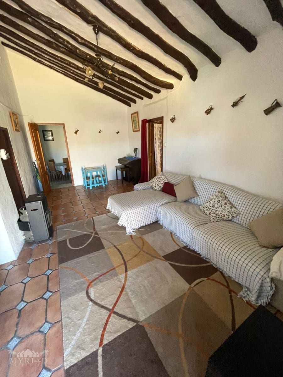 6 bedroom Finca/Country House for sale in Pinoso with pool - € 395,000 (Ref: 6382555)