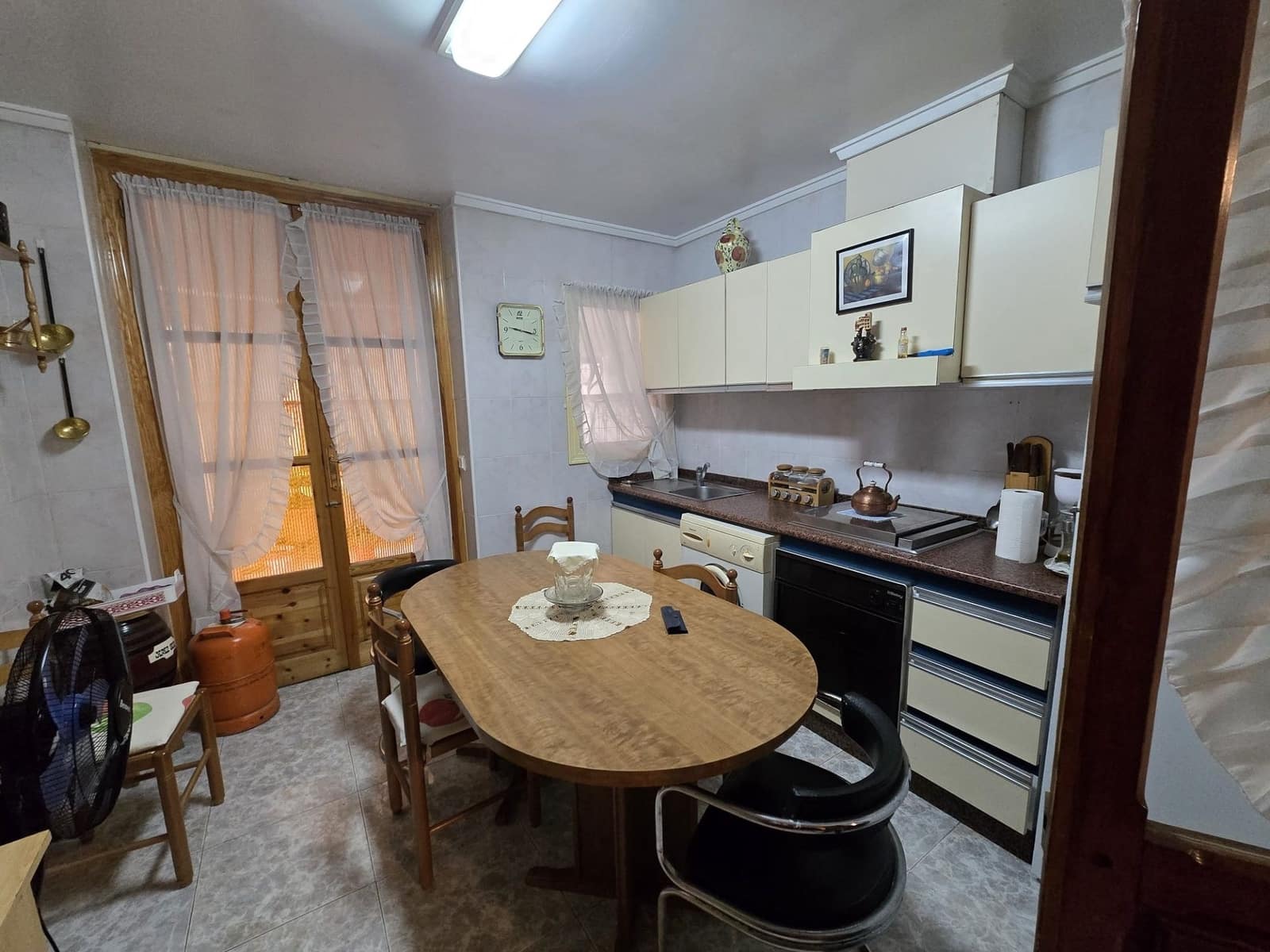 11 sovrum Hus till salu i Sax - 210 000 € (Ref: 7777151)