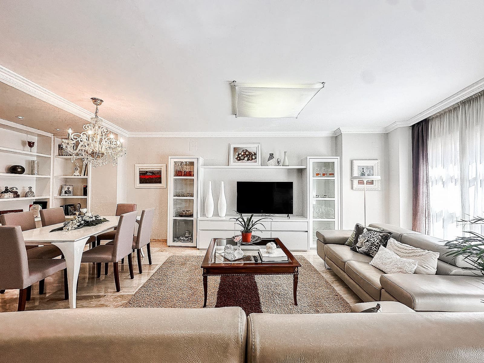 5 soveværelse Byhus til salg i Almansa med swimmingpool - € 345.000 (Ref: 8649617)