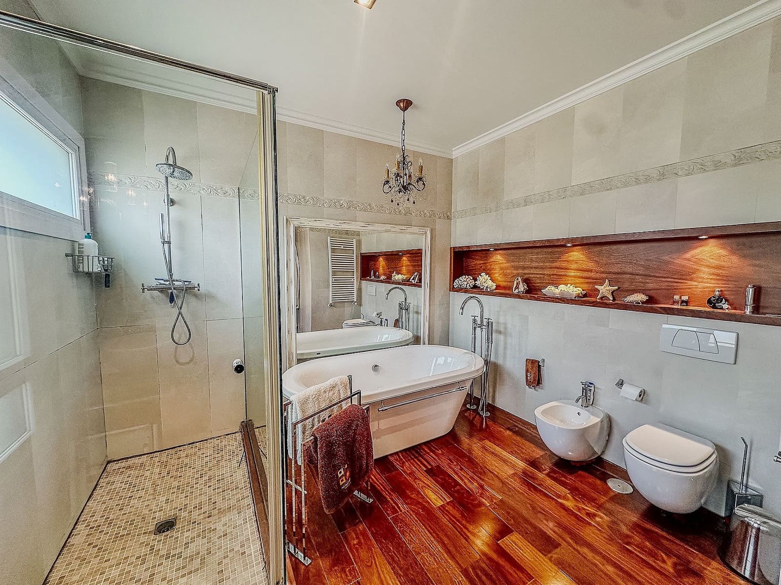 5 quarto Moradia para venda em Elda com piscina garagem - 1 550 000 € (Ref: 8649626)