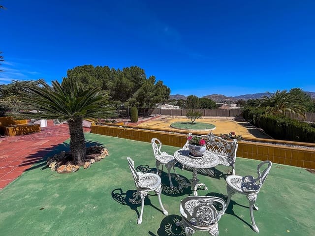 6 bedroom Villa for sale in Monóvar / Monóver with pool garage - € 988,000 (Ref: 8649648)