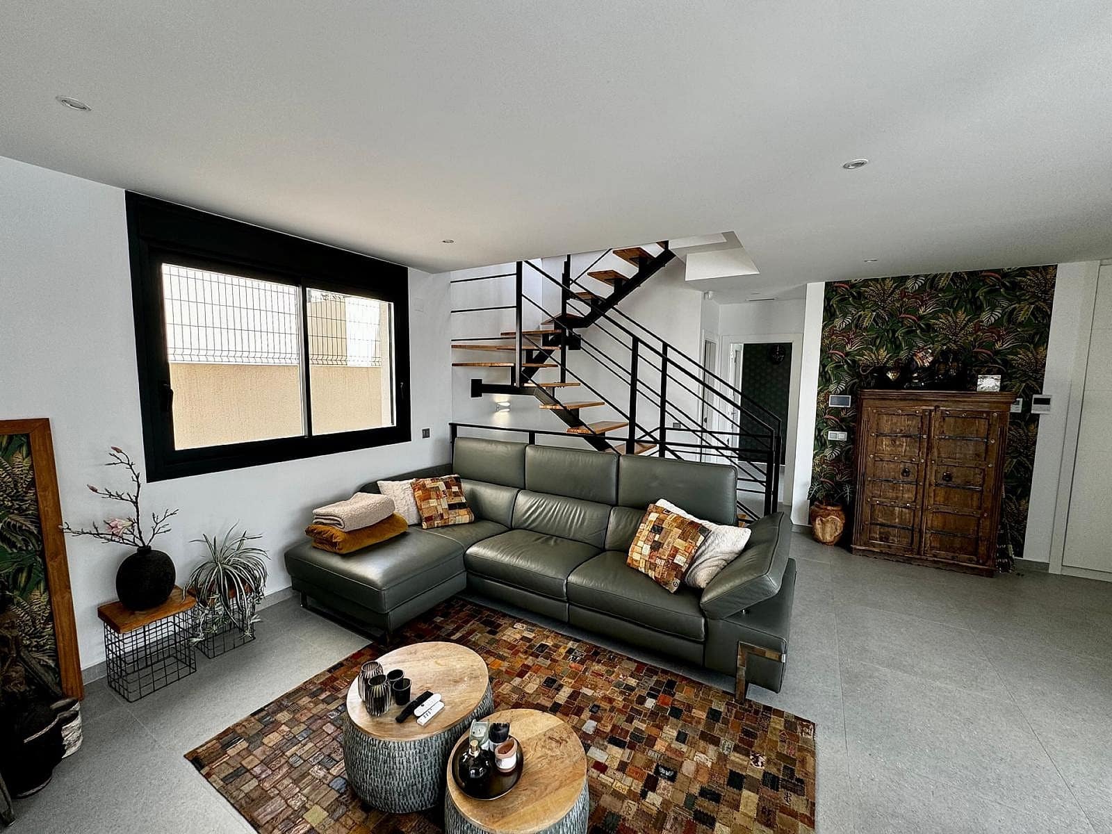 3 bedroom Villa for sale in Algorfa with pool garage - € 539,995 (Ref: 8649677)