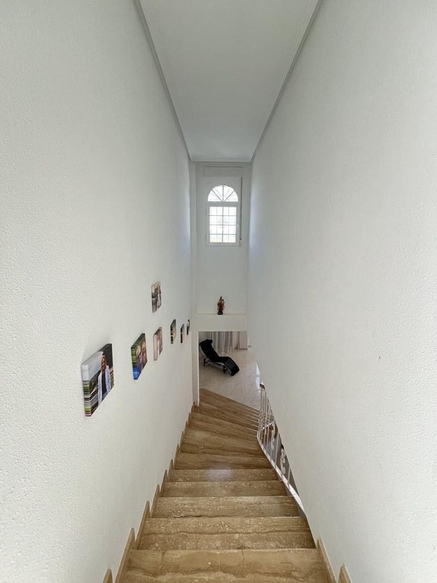 4 bedroom Villa for sale in Pinoso with pool garage - € 475,000 (Ref: 8649735)