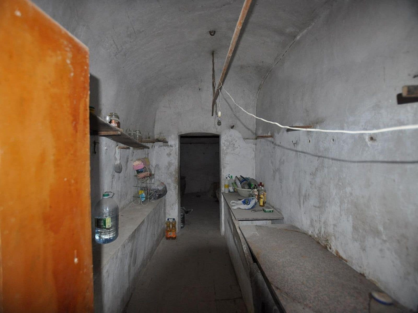 5 bedroom Cave House for sale in Jumilla with garage - € 69,995 (Ref: 8649770)