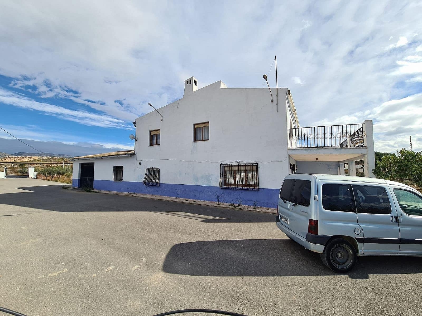 4 sovrum Finca/Hus på landet till salu i Sax med pool garage - 325 000 € (Ref: 8649777)