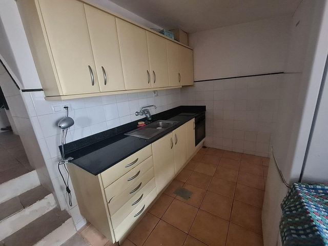 3 soveværelse Byhus til salg i Sax - € 99.950 (Ref: 8649783)
