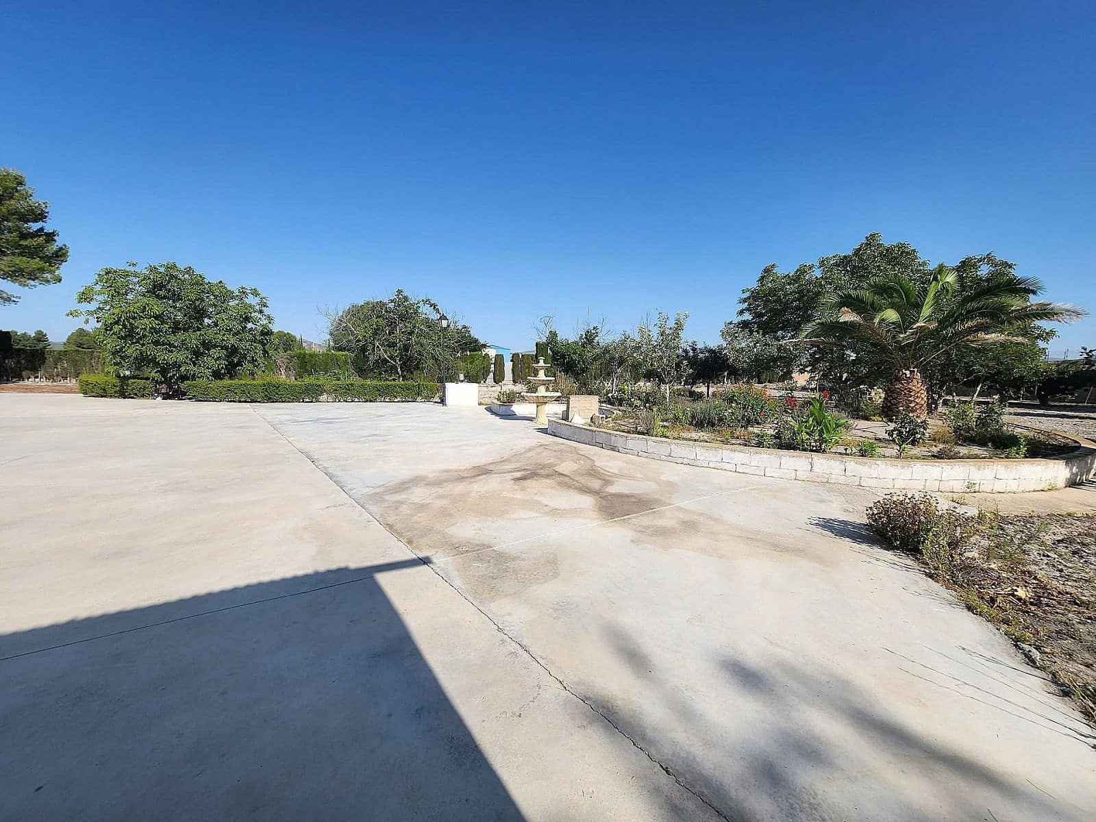 7 chambre Finca/Maison de Campagne à vendre à Villena avec piscine garage - 290 000 € (Ref: 8649826)