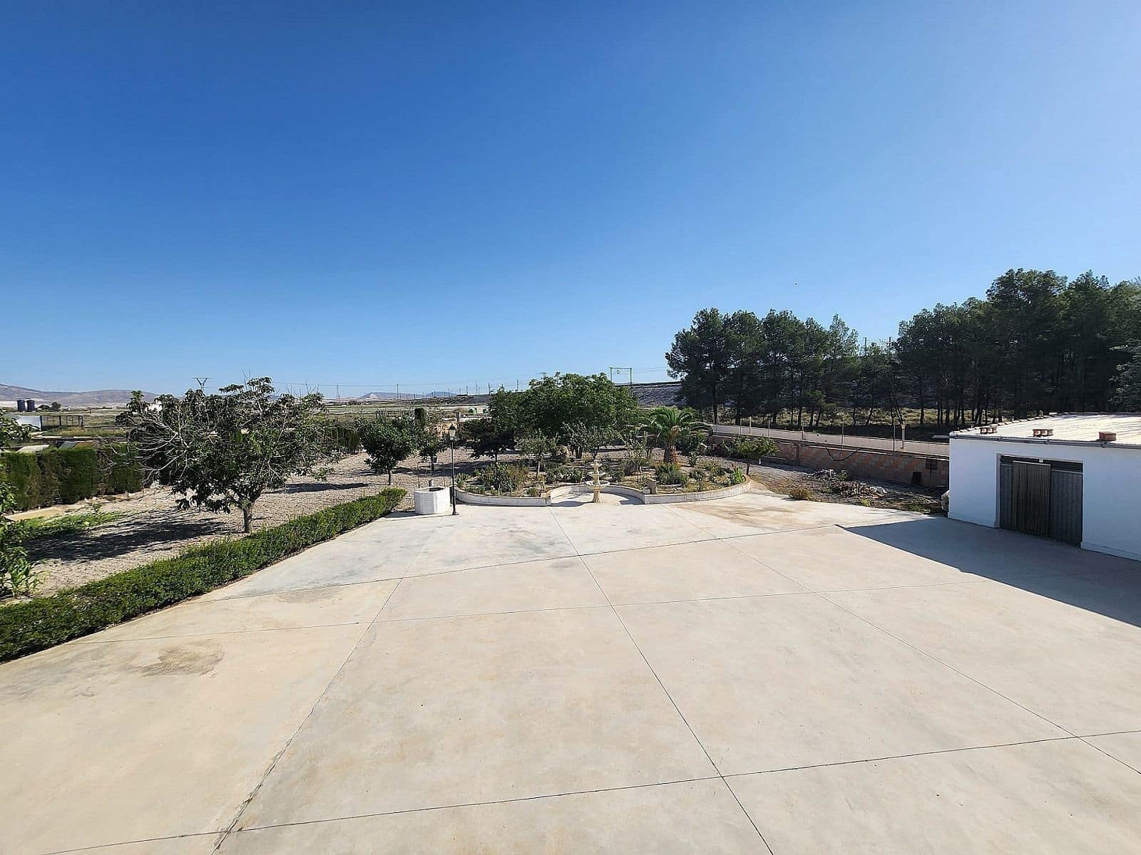 7 chambre Finca/Maison de Campagne à vendre à Villena avec piscine garage - 290 000 € (Ref: 8649826)