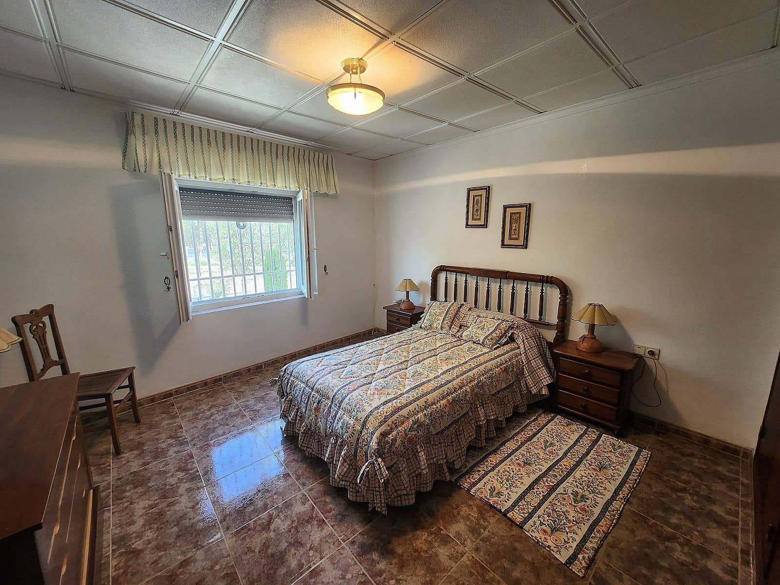 7 chambre Finca/Maison de Campagne à vendre à Villena avec piscine garage - 290 000 € (Ref: 8649826)