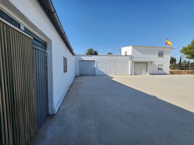 7 chambre Finca/Maison de Campagne à vendre à Villena avec piscine garage - 290 000 € (Ref: 8649826)