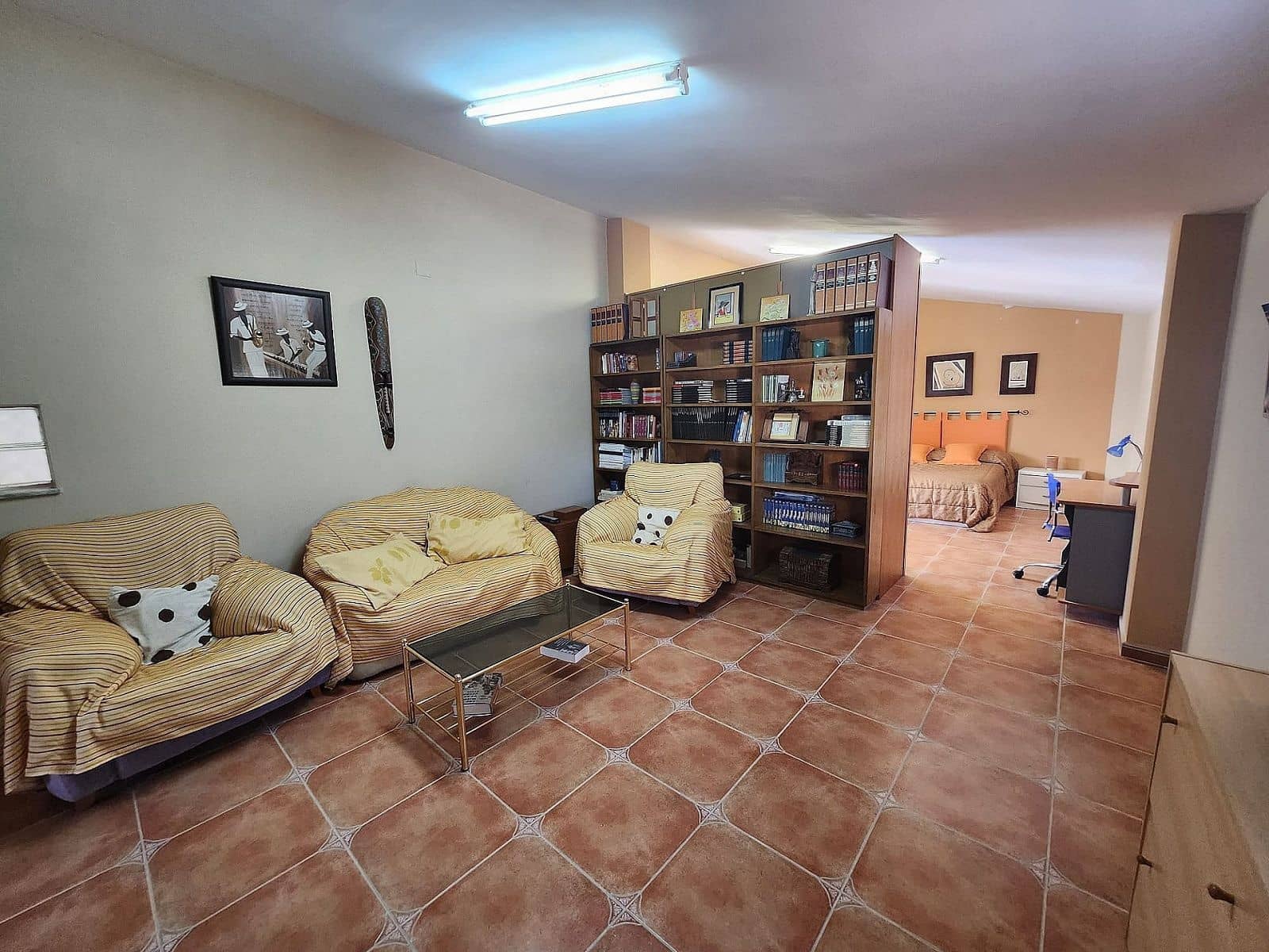 7 chambre Finca/Maison de Campagne à vendre à Villena avec piscine garage - 290 000 € (Ref: 8649826)