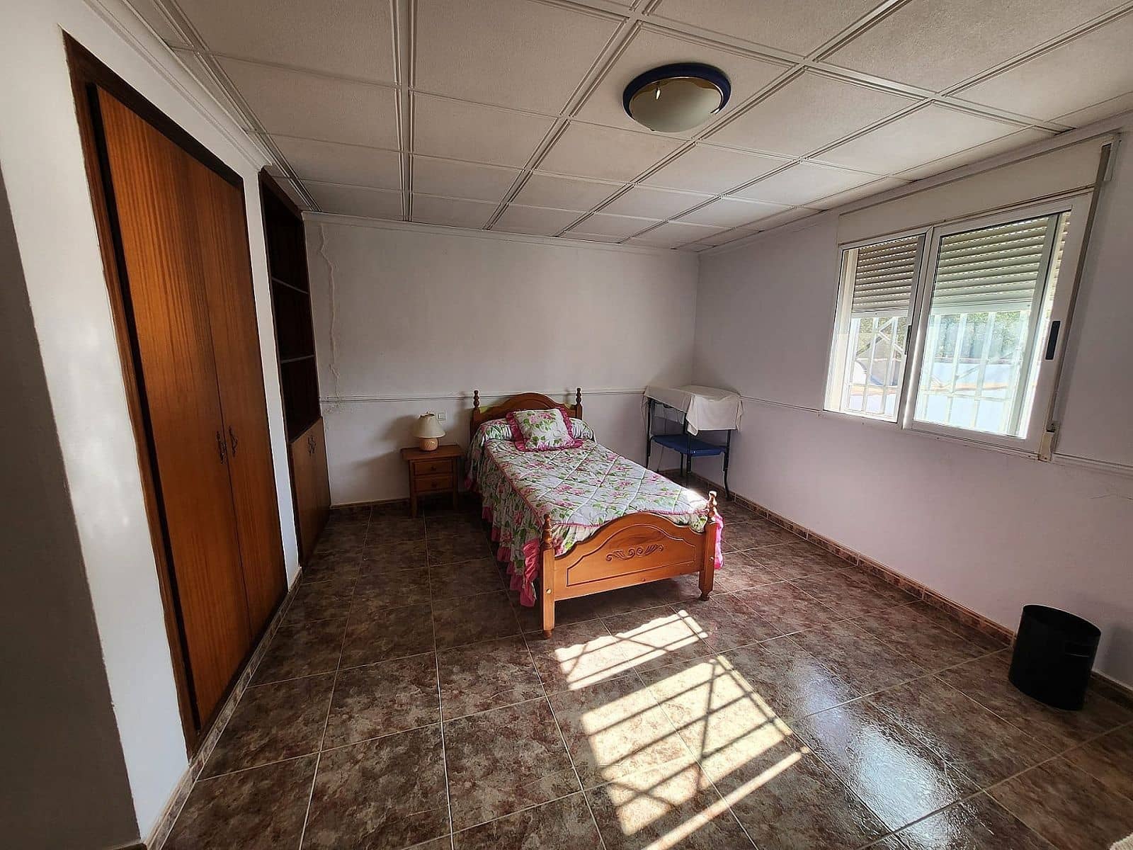 7 chambre Finca/Maison de Campagne à vendre à Villena avec piscine garage - 290 000 € (Ref: 8649826)