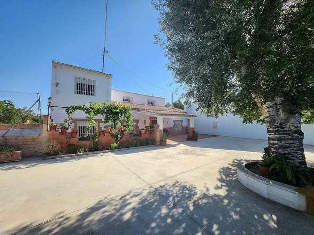 7 chambre Finca/Maison de Campagne à vendre à Villena avec piscine garage - 290 000 € (Ref: 8649826)
