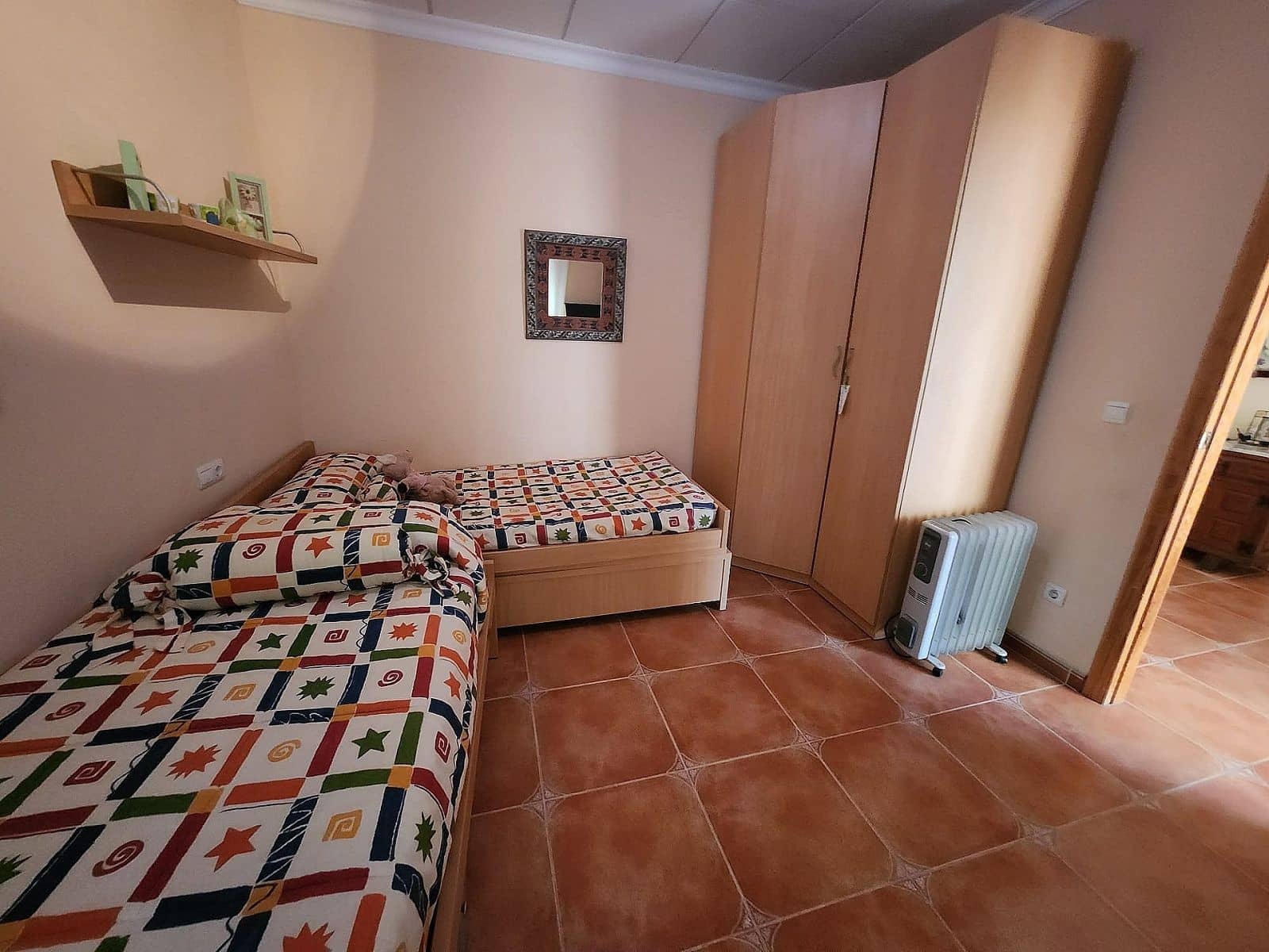 7 chambre Finca/Maison de Campagne à vendre à Villena avec piscine garage - 290 000 € (Ref: 8649826)