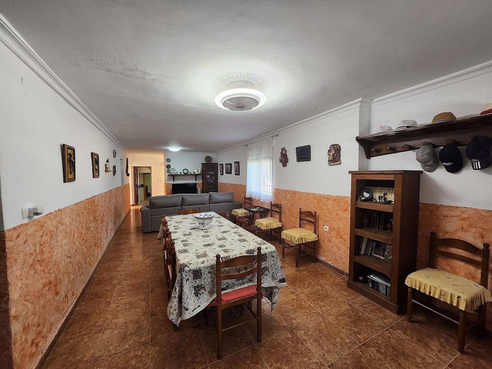 7 chambre Finca/Maison de Campagne à vendre à Villena avec piscine garage - 290 000 € (Ref: 8649826)