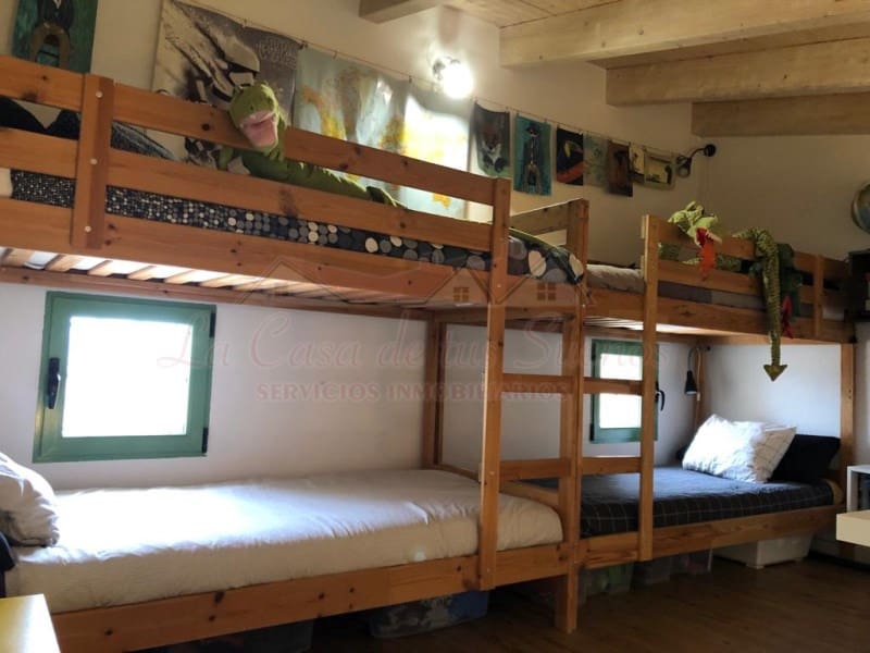 3 bedroom Finca/Country House for sale in Pinoso with pool - € 149,900 (Ref: 8776976)