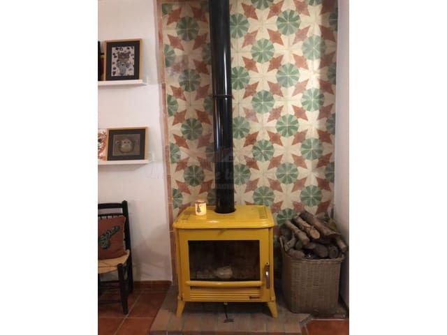 3 soveværelse Finca/Landehus til salg i Pinoso med swimmingpool - € 149.900 (Ref: 8776976)