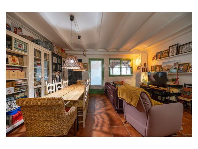 3 bedroom Finca/Country House for sale in Pinoso with pool - € 149,900 (Ref: 8776976)