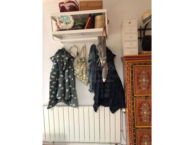 3 soveværelse Finca/Landehus til salg i Pinoso med swimmingpool - € 149.900 (Ref: 8776976)