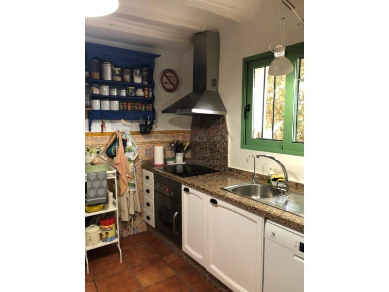 3 bedroom Finca/Country House for sale in Pinoso with pool - € 149,900 (Ref: 8776976)