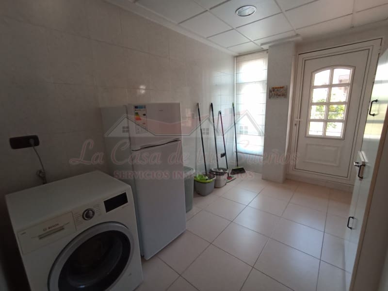 4 slaapkamer Villa te koop in Elda met zwembad - € 425.000 (Ref: 8776977)